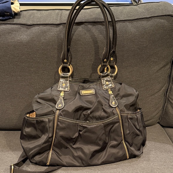 Elegant Black Shoulder Bag - Picture 1 of 6